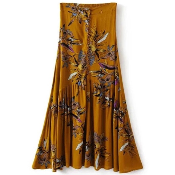 Button-up Maxi Skirt - Picture 2 of 8